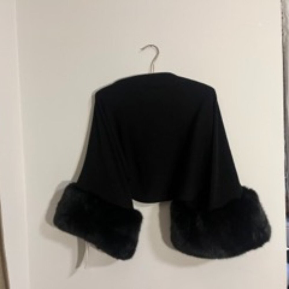 Joseph Ribkoff Fur Cuff Cover Up NWT - Picture 8 of 9